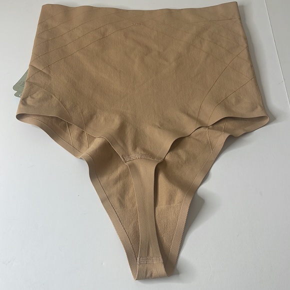 Maidenform Self Expressions High Waist Thong Beige / Nude 2XL - Picture 8 of 8